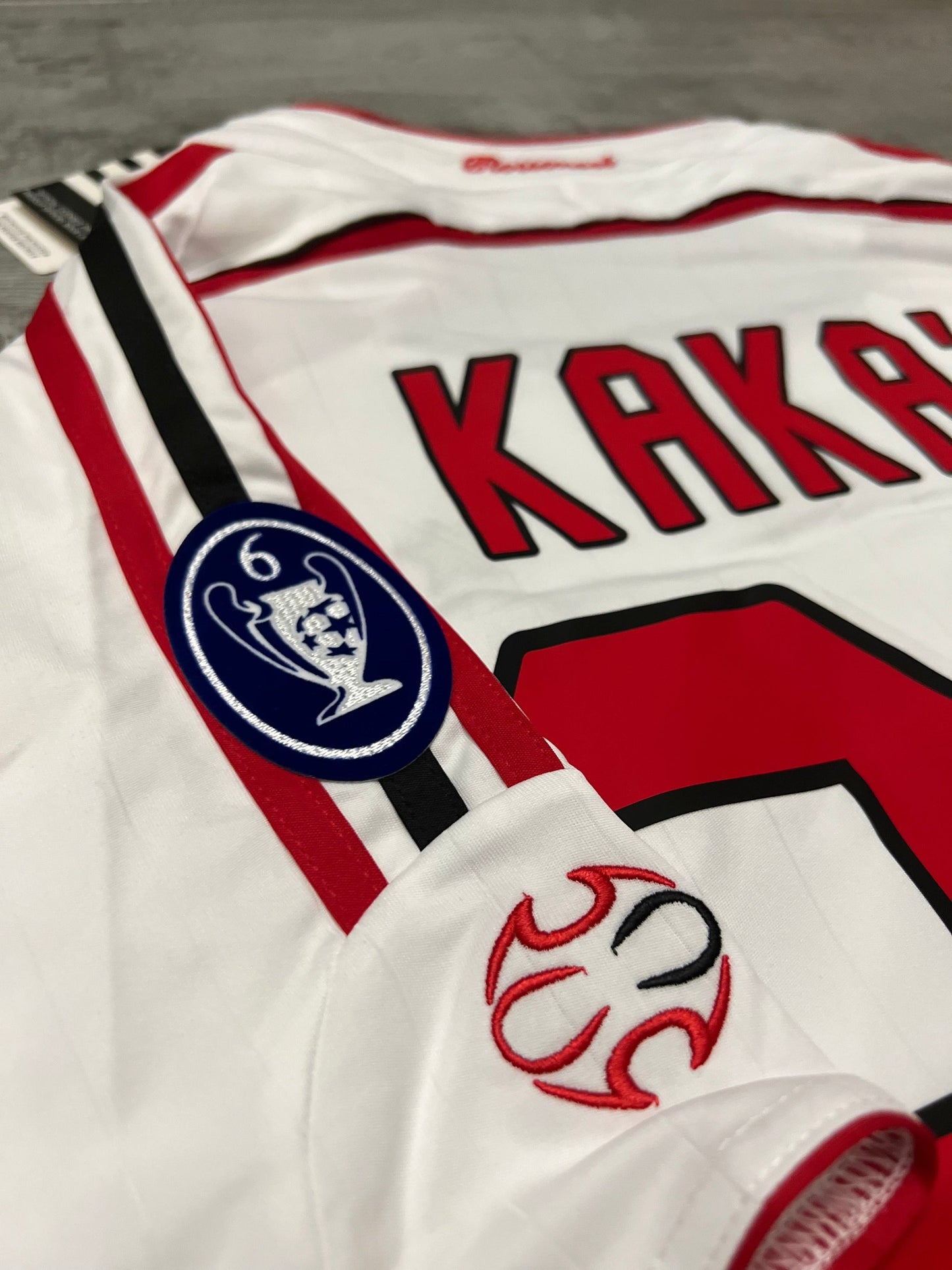 Authentic Kaka A2006-2007 Football Shirt Ac Milan Away White Retro Soccer Jersey
